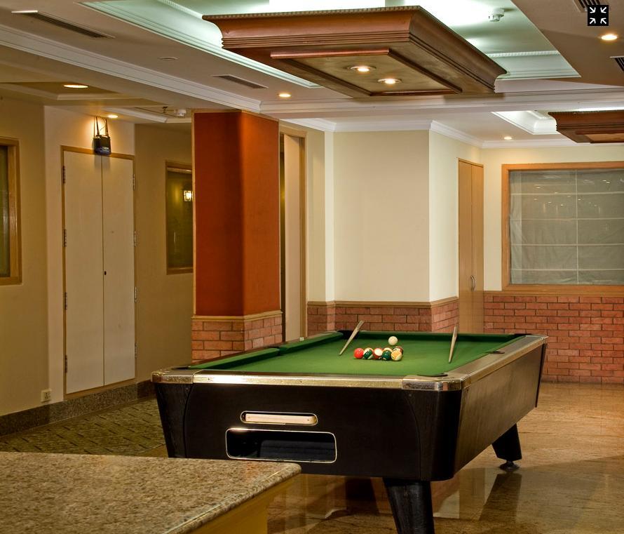 Savoy Suites Noida Buitenkant foto