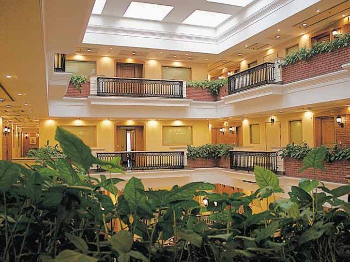 Savoy Suites Noida Buitenkant foto